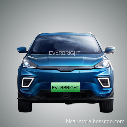 Hoge snelheid en lange afstand Urban gebruikte elektrische SUV-auto met intelligent systeem Shandong-auto